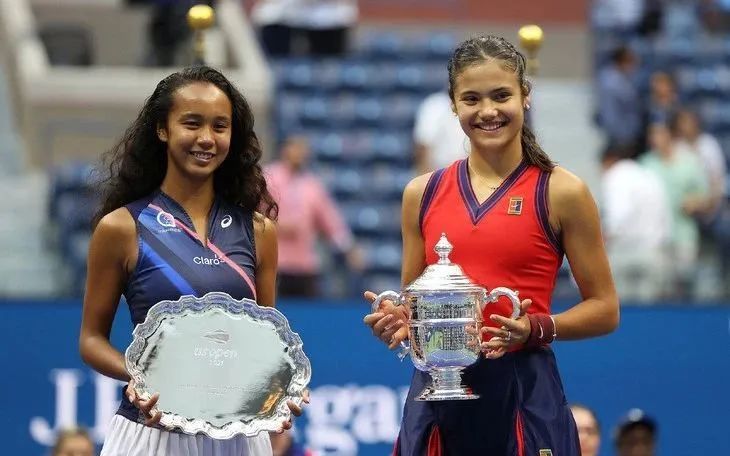 示个人与团 示个人与团