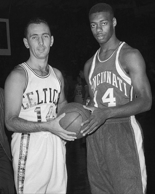 平均每25 平均每25