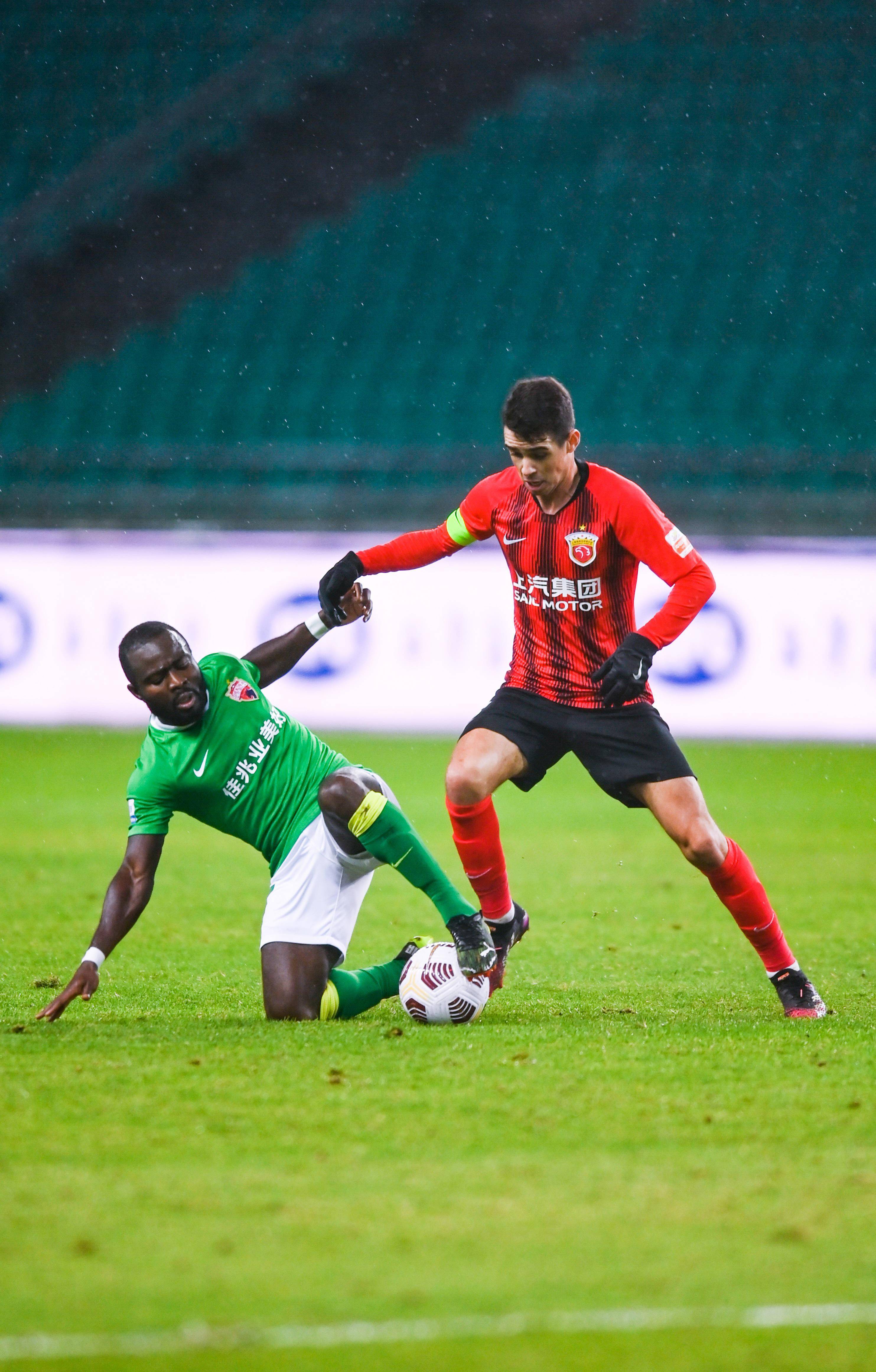 彩绝伦的比 彩绝伦的比