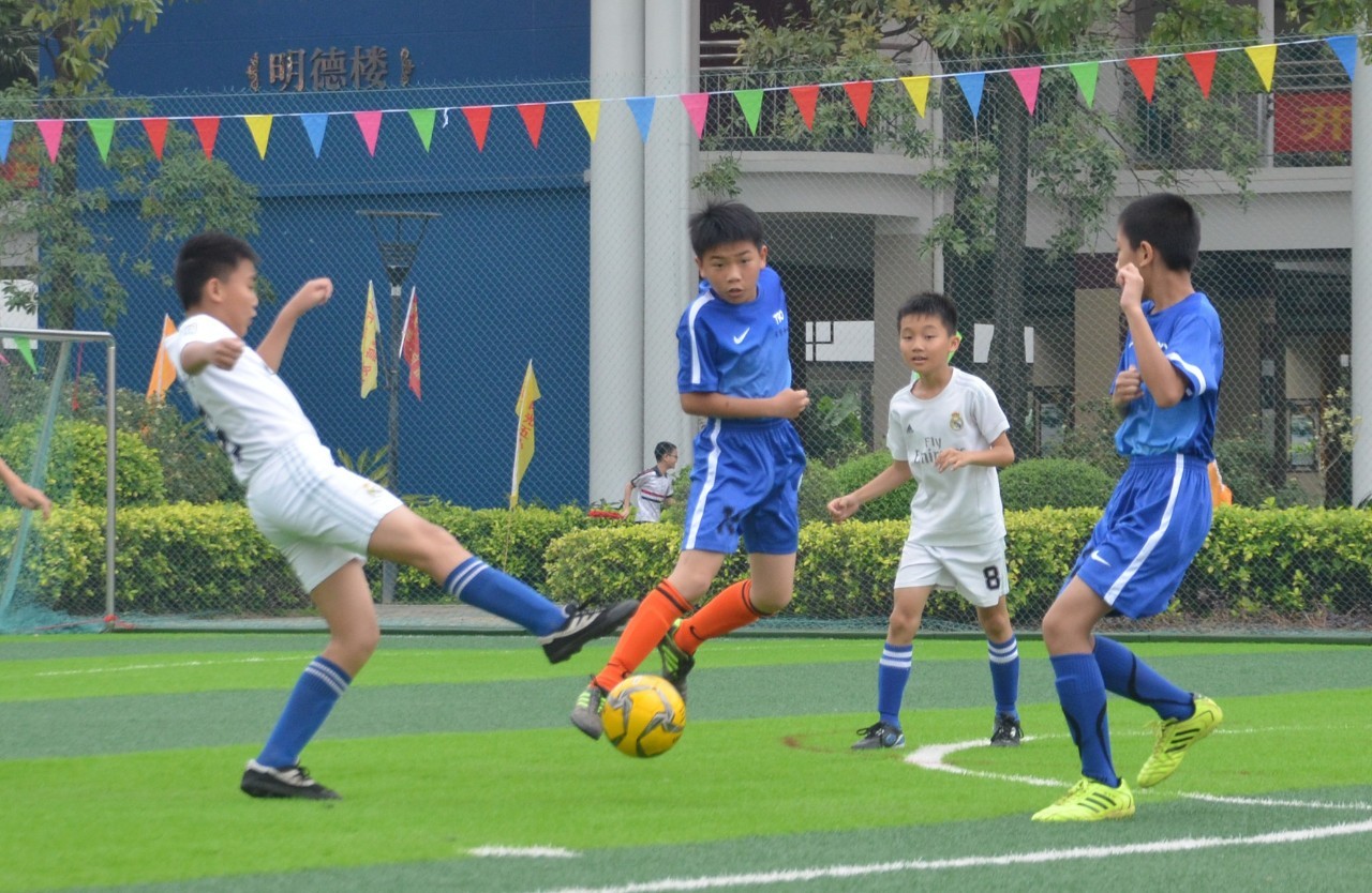 皇马更衣室 皇马更衣室