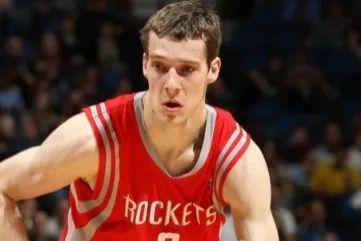 车迷们议论 车迷们议论