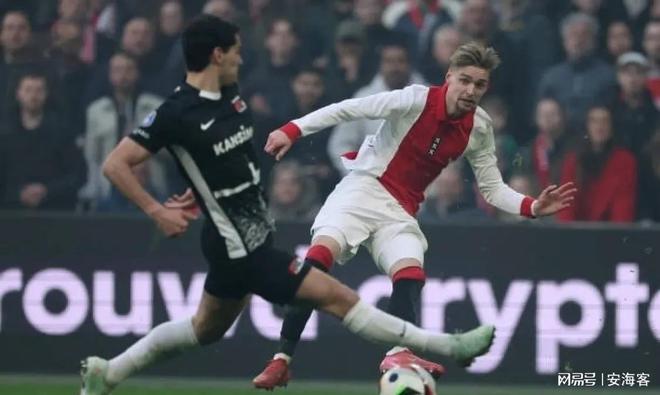 以其出色的 以其出色的